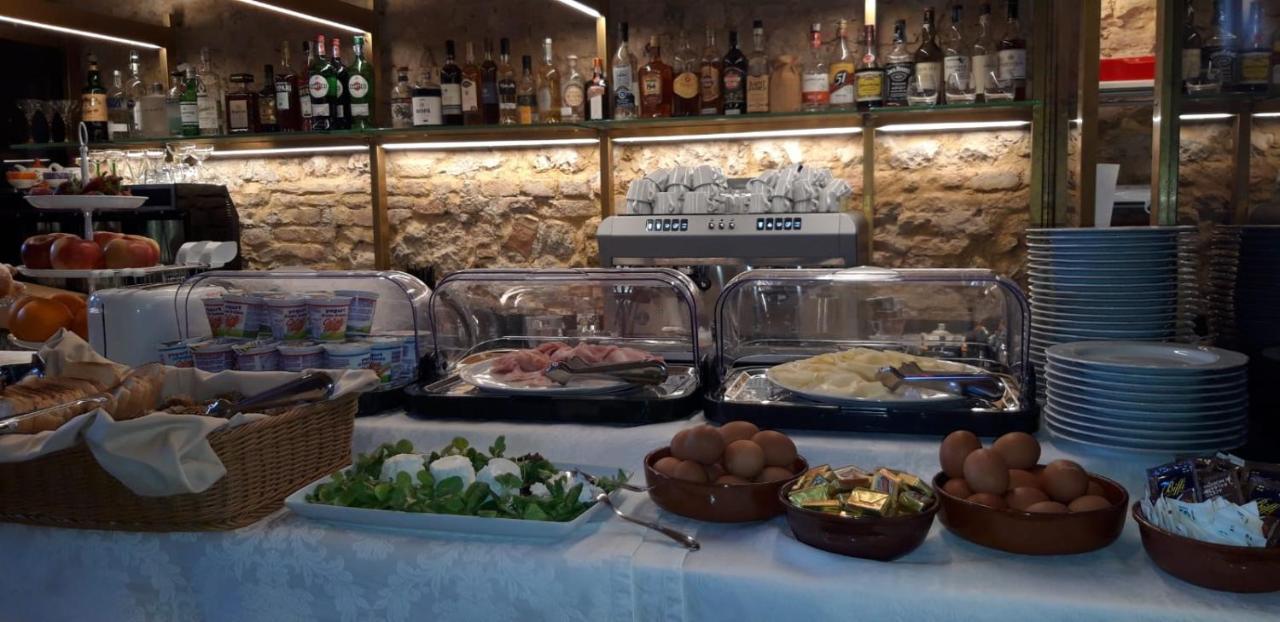 Borgo San Lorenzo A Linari Country house San Rocco a Pilli
